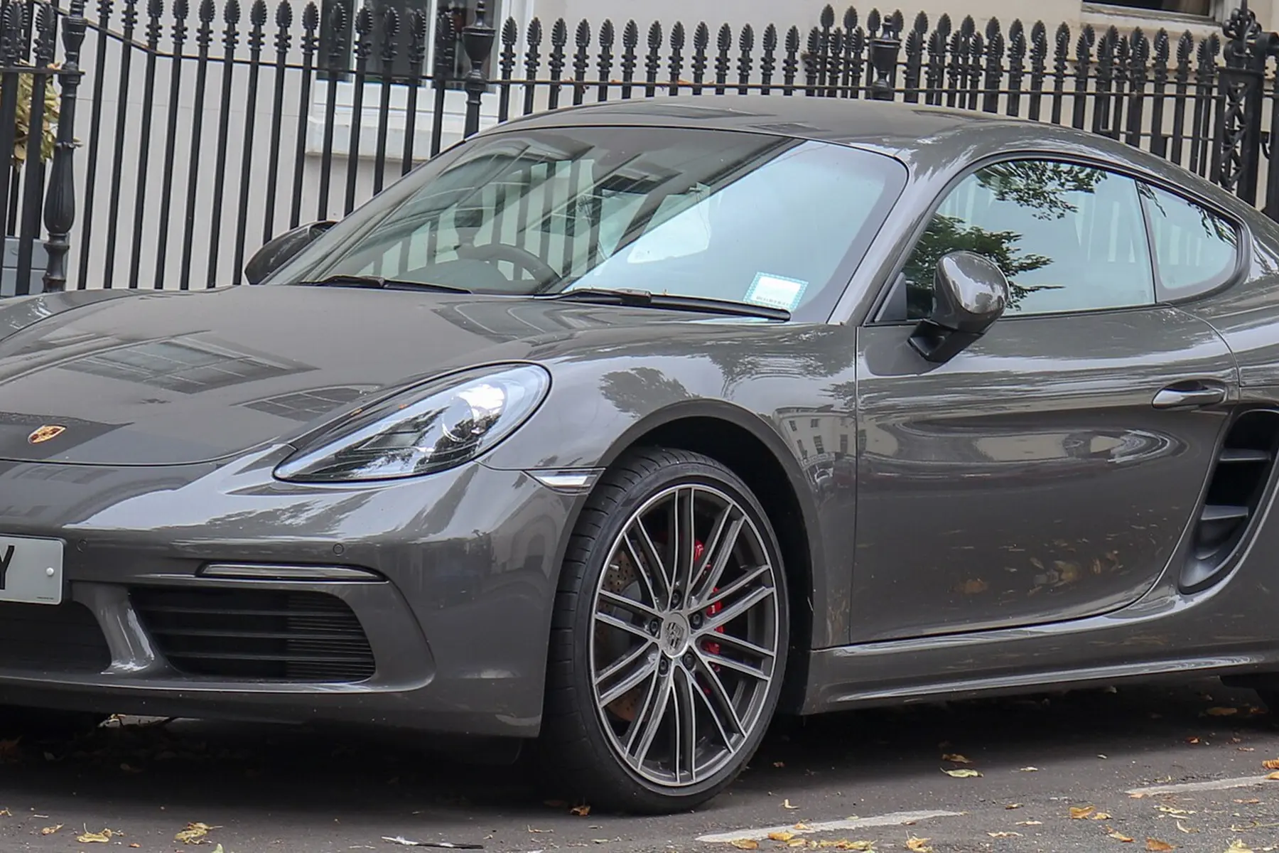 Porsche 718 Cayman